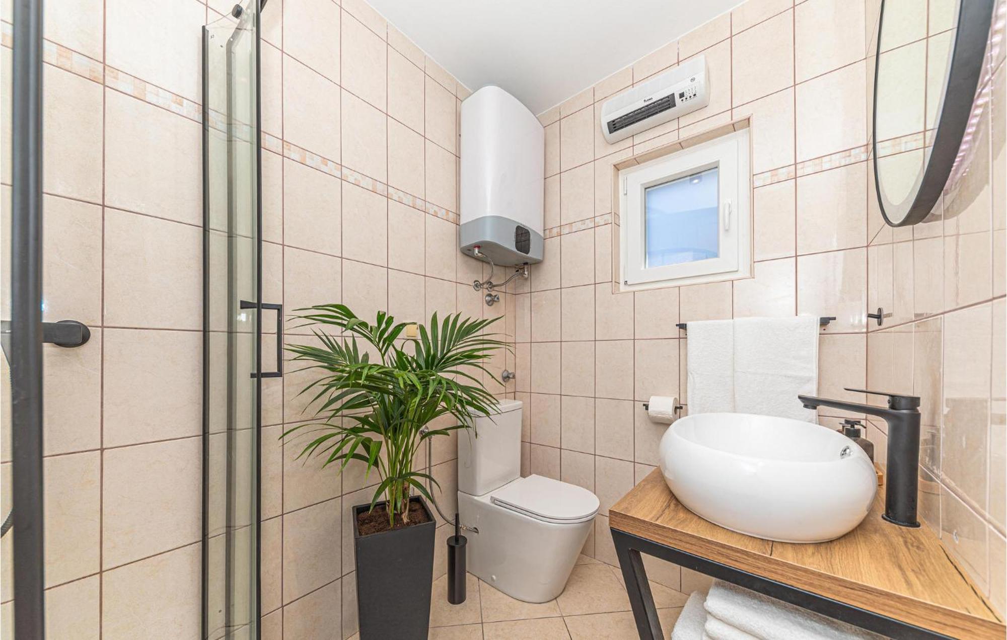 3 Bedroom Lovely Home In Ядрия Экстерьер фото